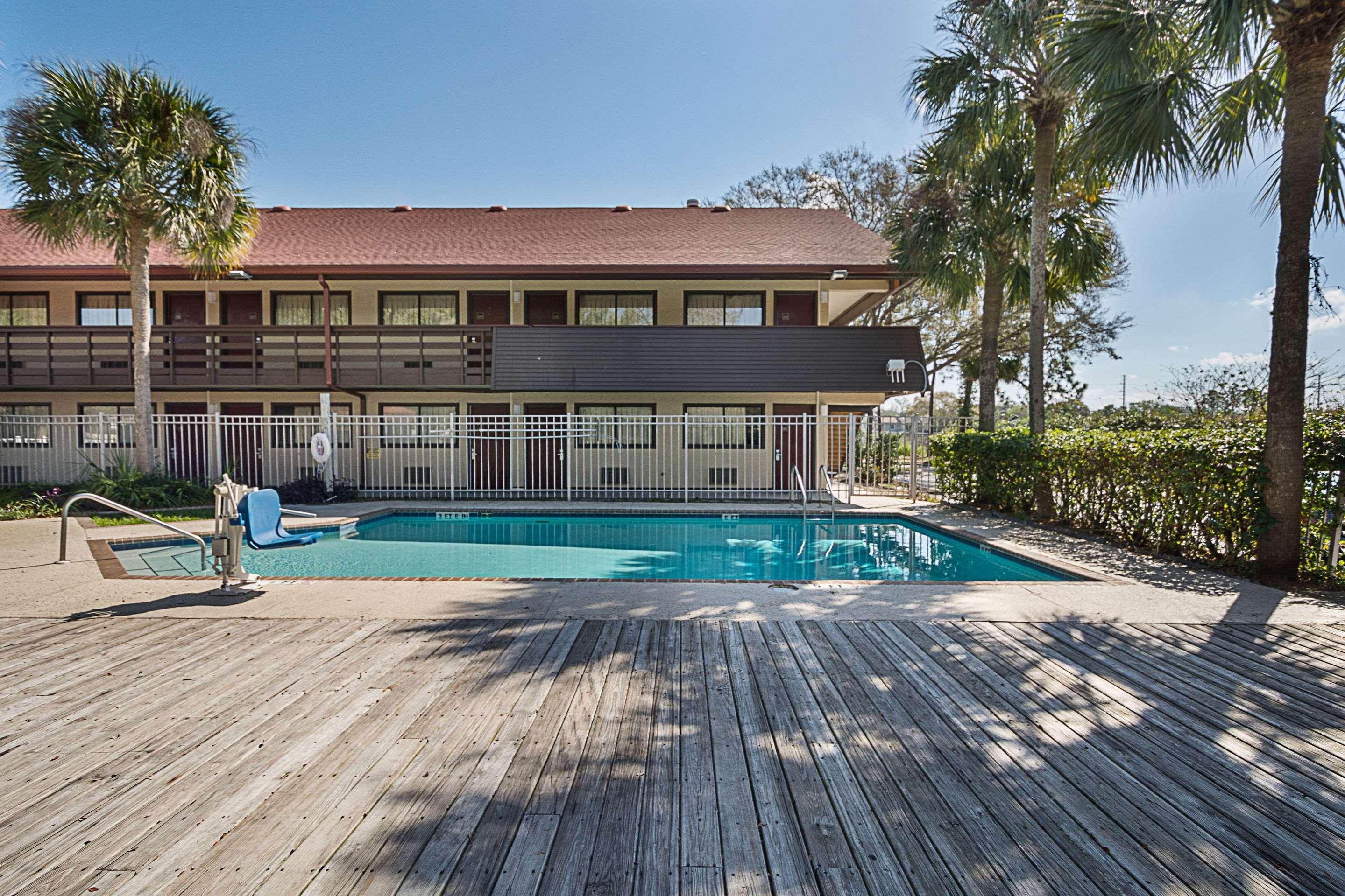Bay Inn On Busch Tampa Eksteriør bilde